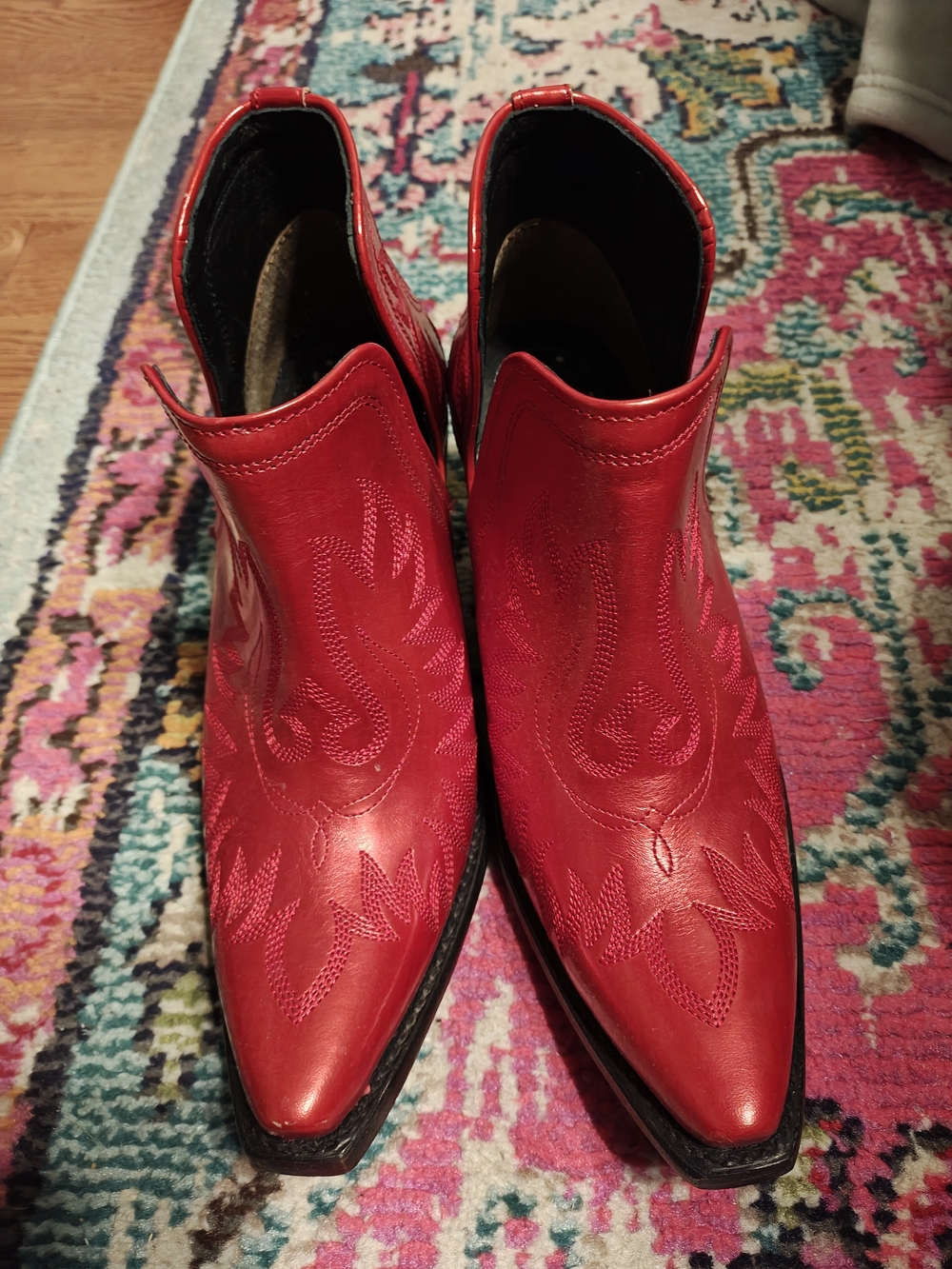 Ariat RED Dixon Queen Of Hearts Western Booties- Snip Toe